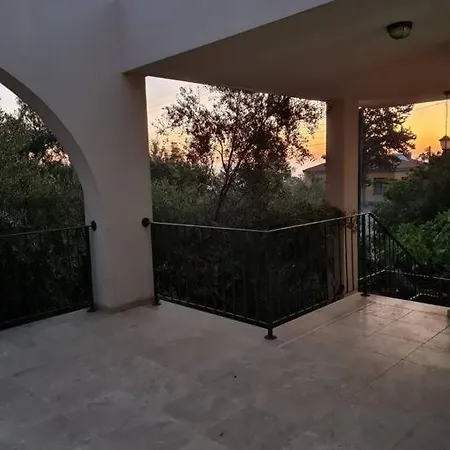 House In Nature Kharcha